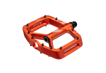 raceface pedala aeffect r oranzna