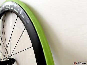vittoria vlozek airliner cesta vel s 25mm